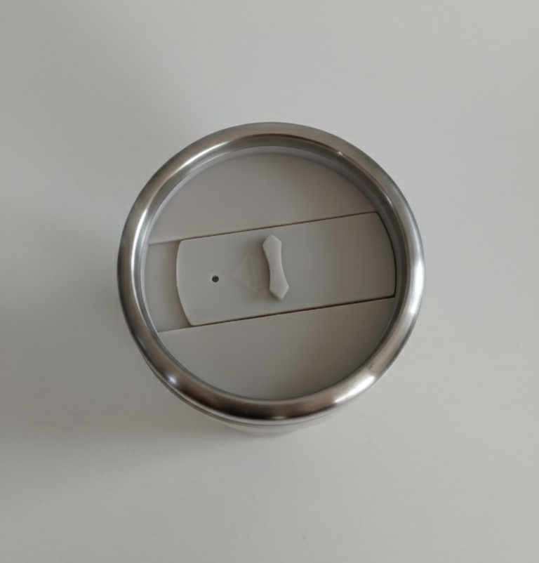 Isolier-Thermobecher - Premium – Hält Getränke stundenlang heiß oder kalt.