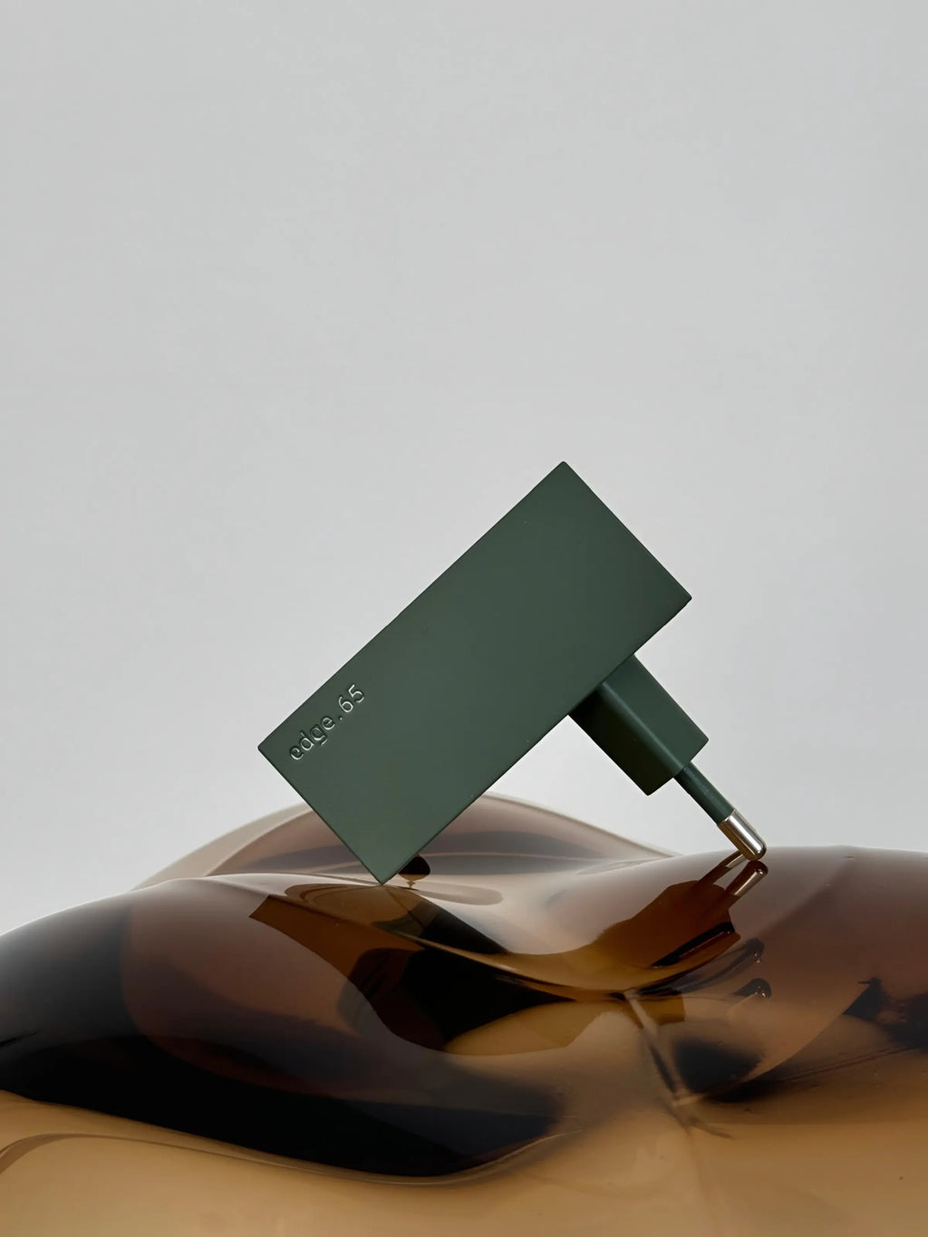 edge.65 (65 Watt) USB Ladegerät. Farbe: Forest
