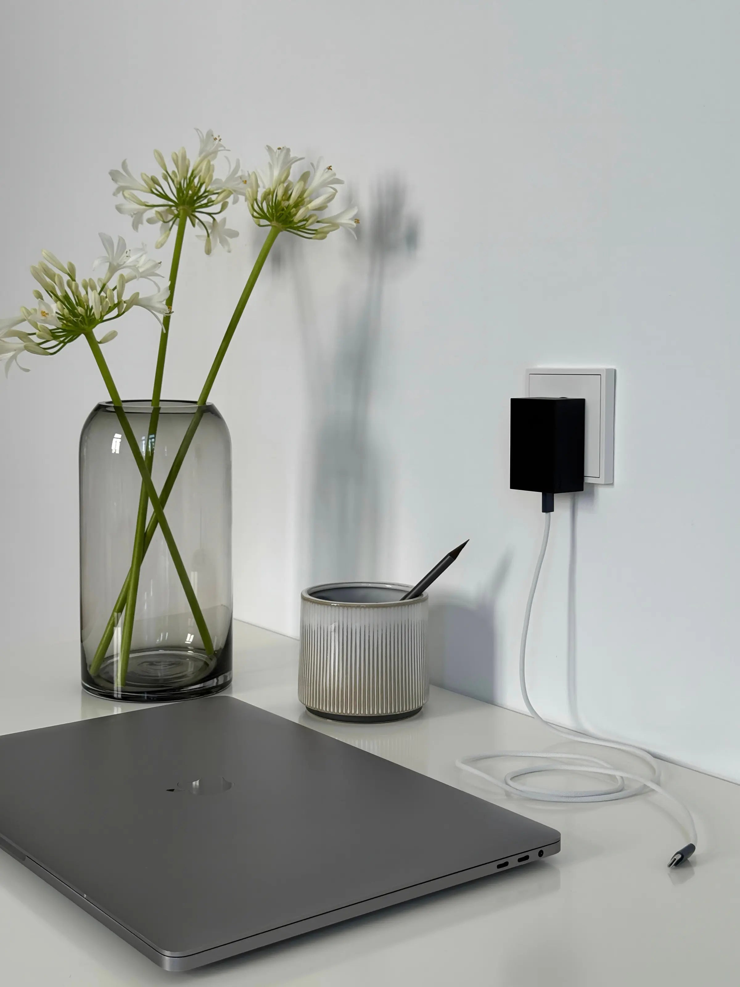 edge.65 (65 Watt) USB Ladegerät. Farbe: Black